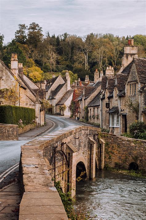 How far is Cotswolds from Leeds, Distance, How to get there, .